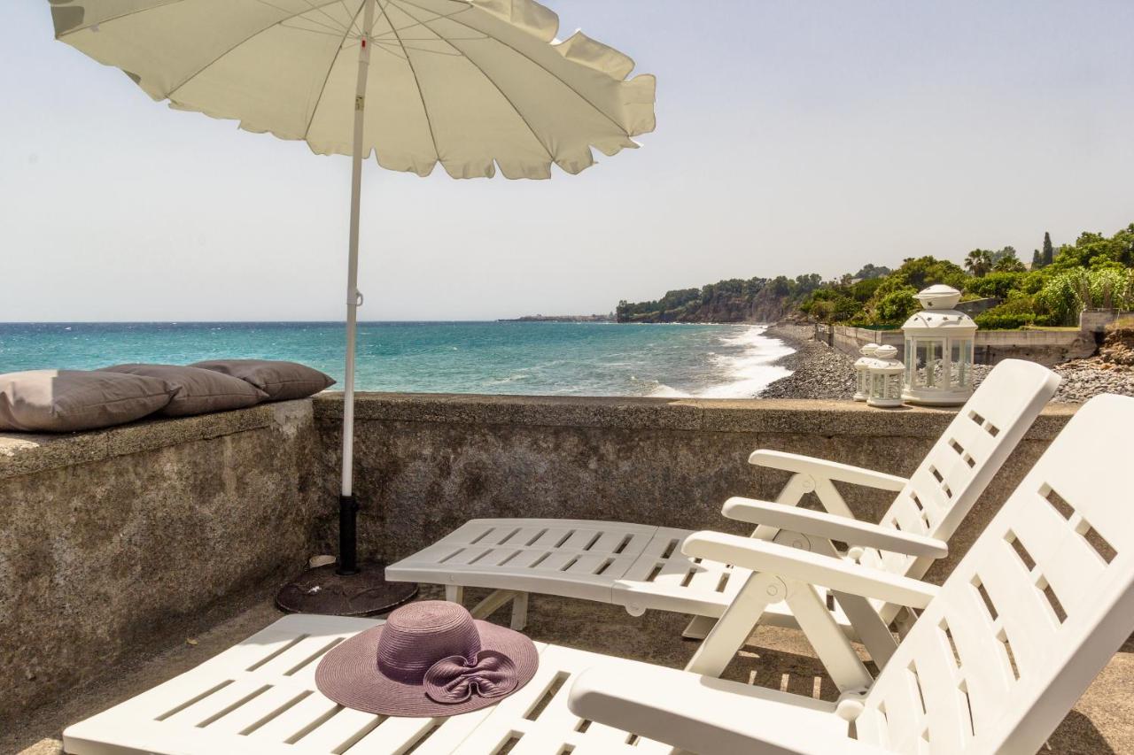 Sea Paradise - Il Mare Sotto La Finestra Riposto Bagian luar foto